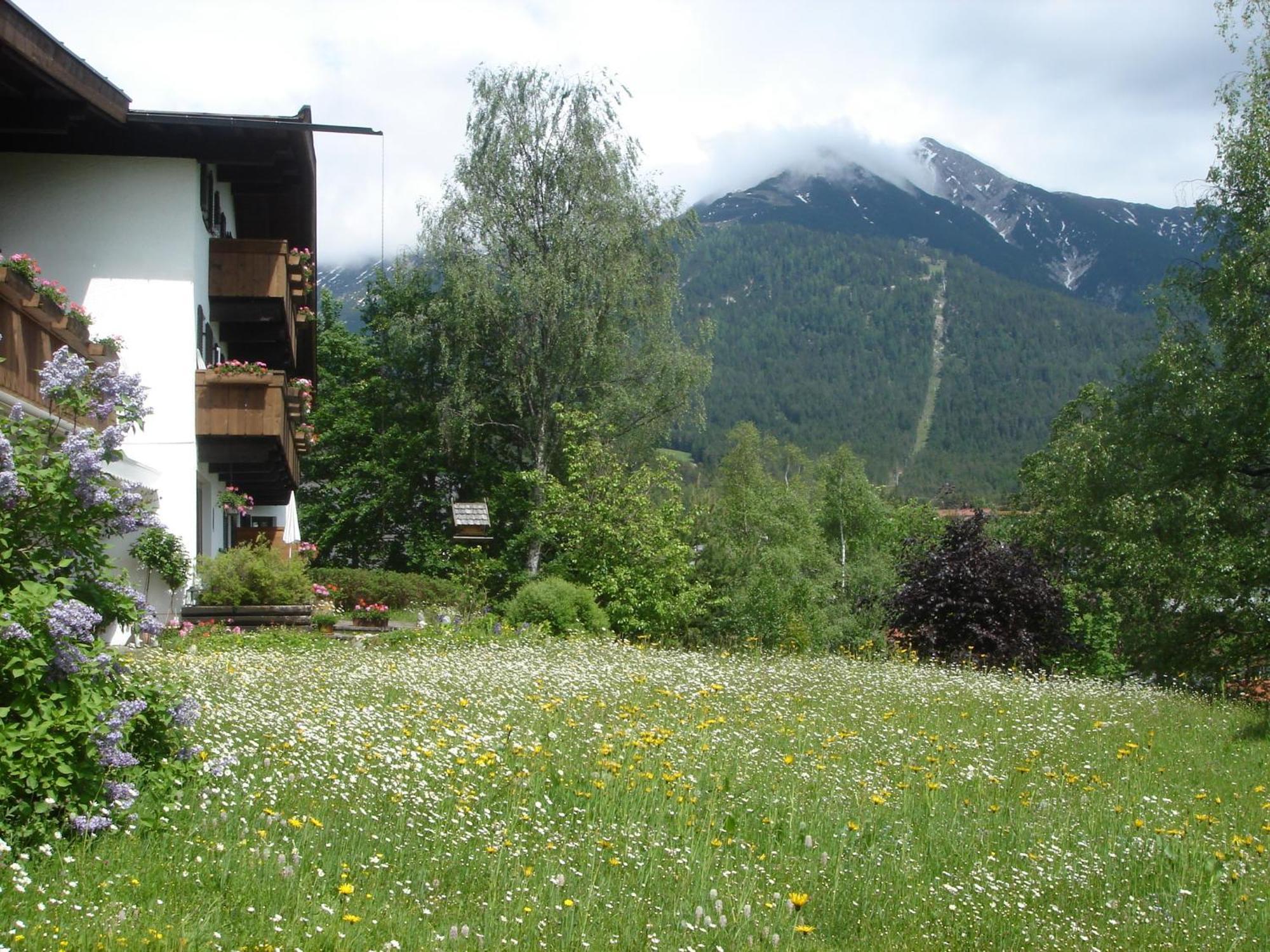 Landhaus Frenes Apartments Seefeld in Tirol Exterior foto