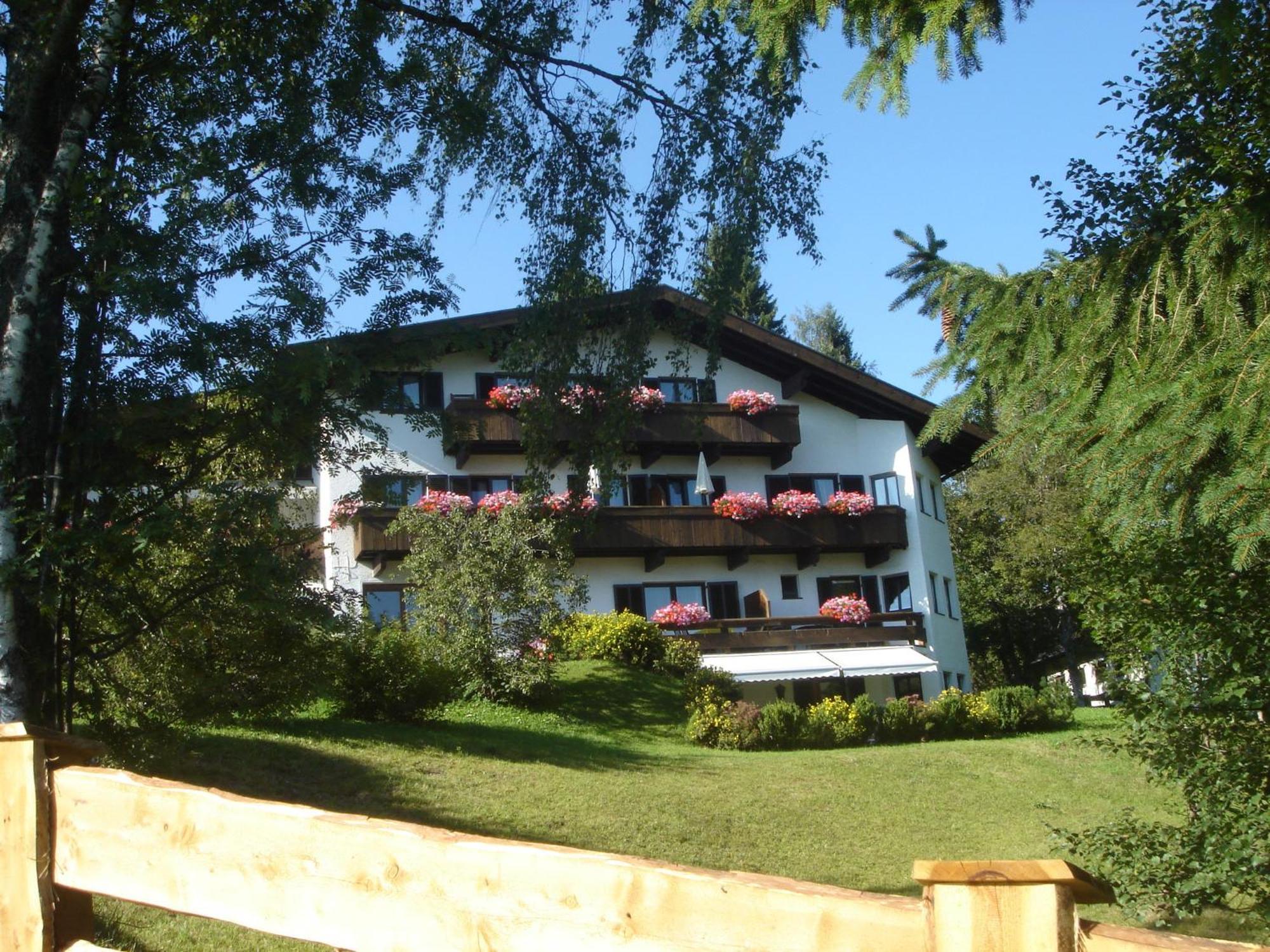 Landhaus Frenes Apartments Seefeld in Tirol Exterior foto