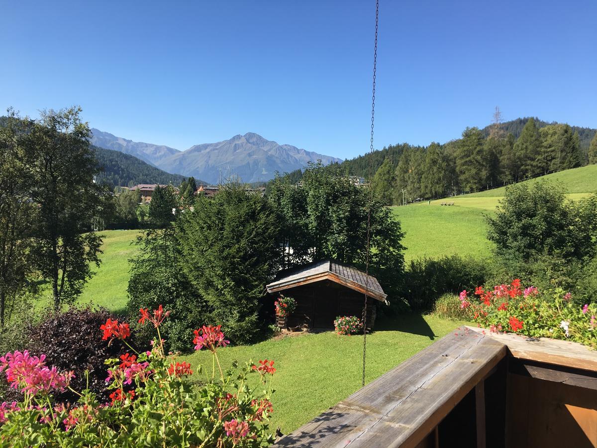 Landhaus Frenes Apartments Seefeld in Tirol Exterior foto