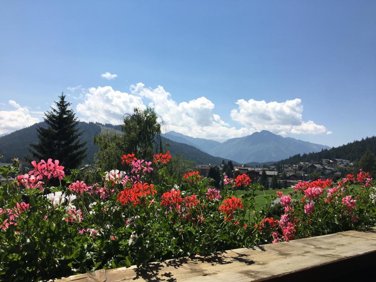 Landhaus Frenes Apartments Seefeld in Tirol Exterior foto